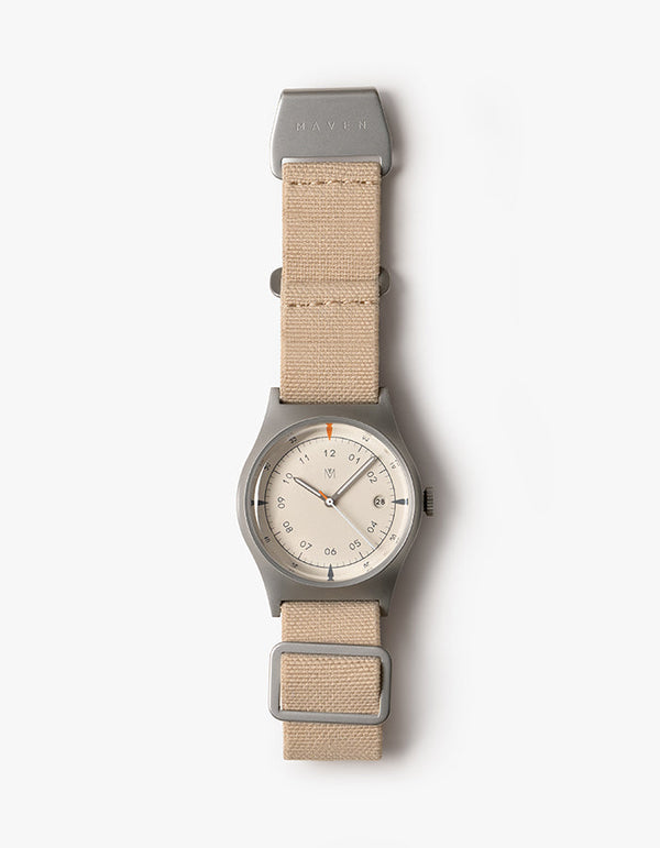 Sand mens field watch